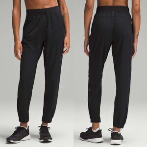 Lululemon License to Train High-Rise Pant Sz 4 In Black